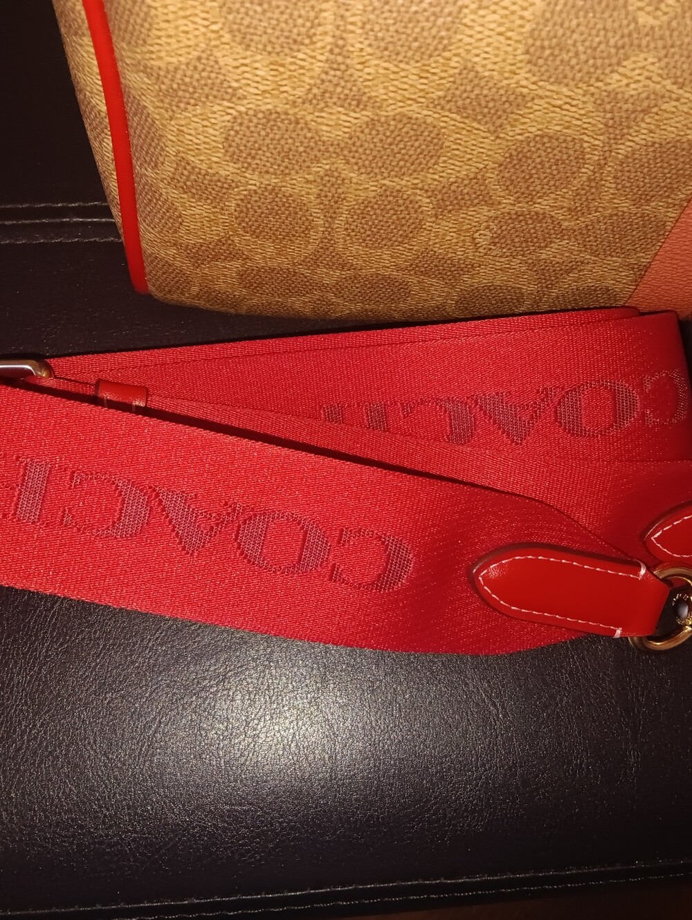 Coach Large Rowan Pink And Red Stripe Tan Signature With Wristlet And Strap - Picture 2 of 15